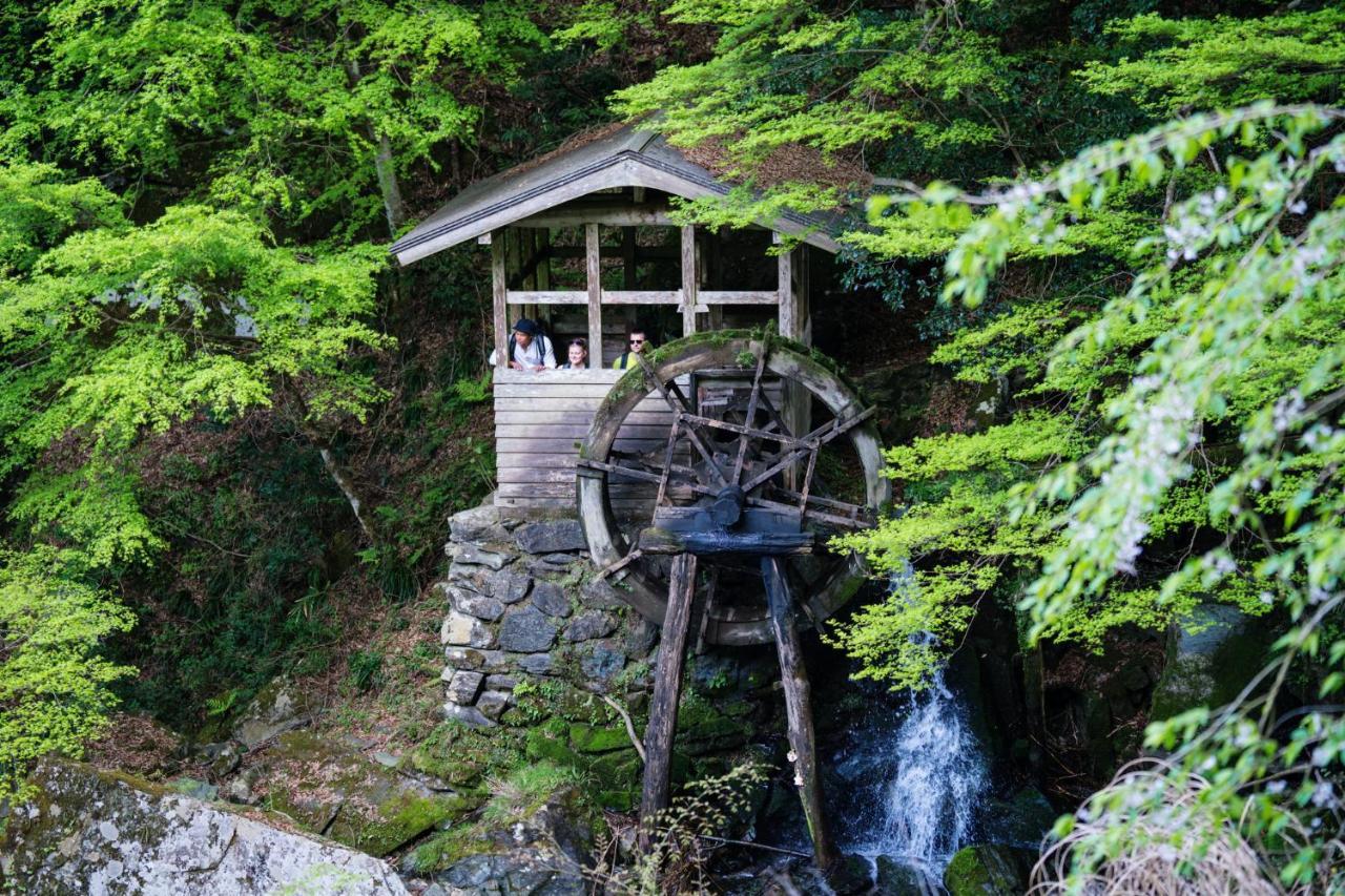 Momonga Village Miyoshi  Buitenkant foto